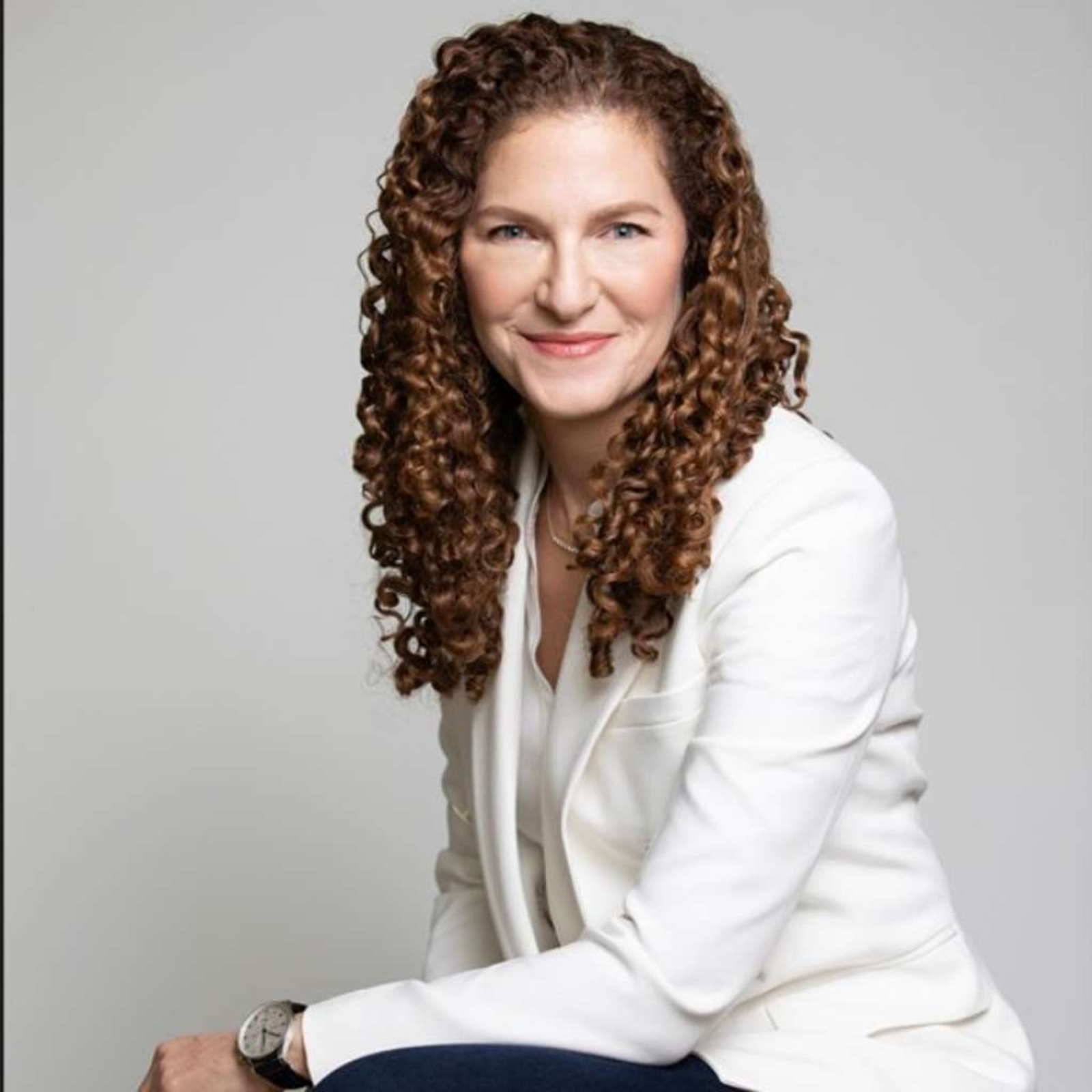 Safety Is Personal: How One CEO Turned an 80-Year-Old Family Business Into America's Most Comprehensive Workplace Protection Partner (Julie Copeland, CEO, Arbill) episode artwork