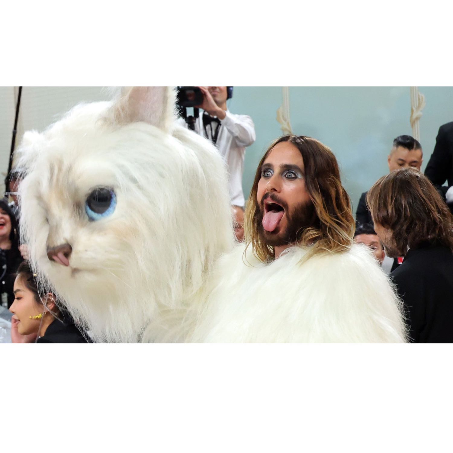 Met Gala Review / Tucker Carlson Leaks / Paul Stanley Gender Snafu / AI Beatles Songs Met Gala Review / Tucker Carlson Leaks / Paul Stanley Gender Snafu / AI Beatles Songs