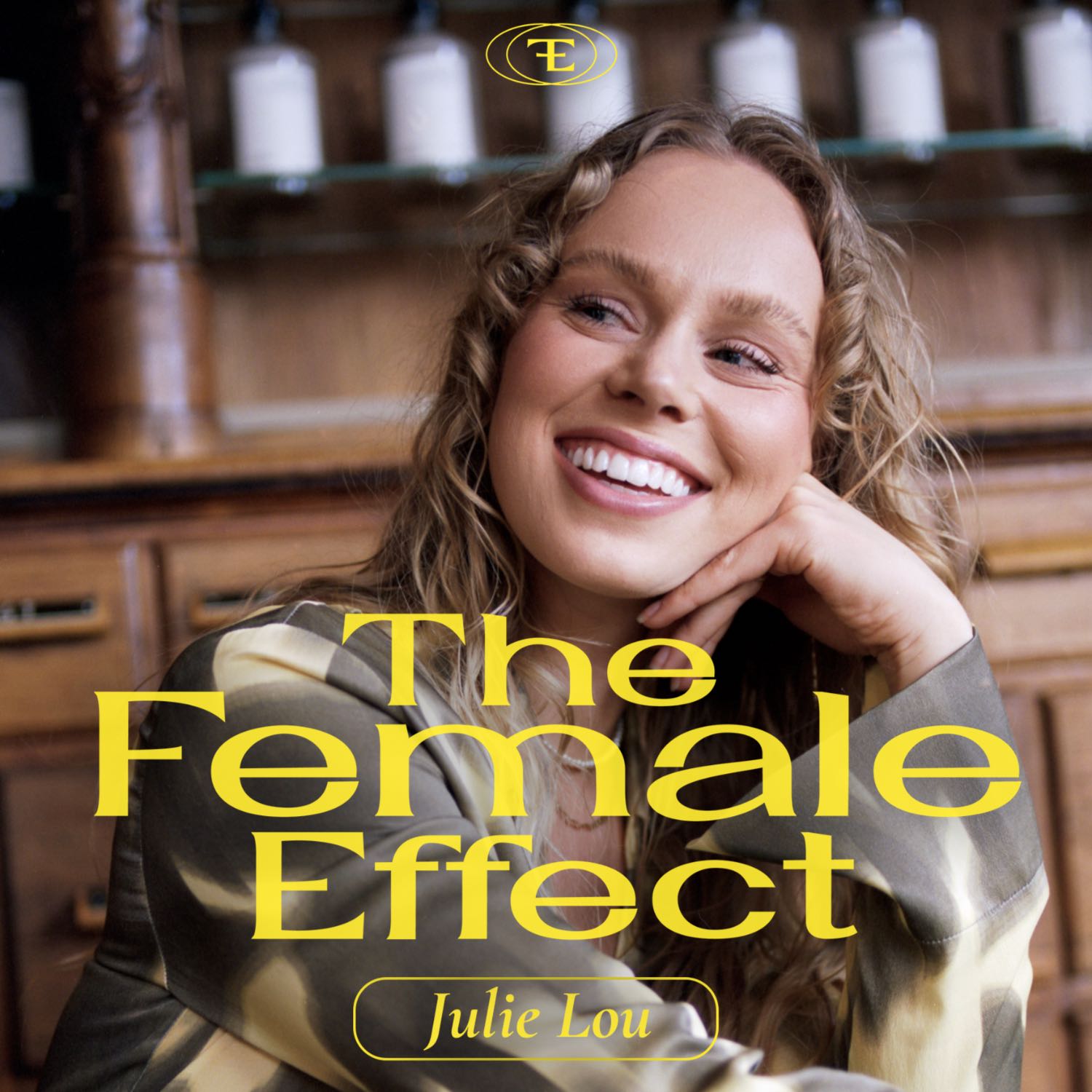 The Female Effect af Julie Lou