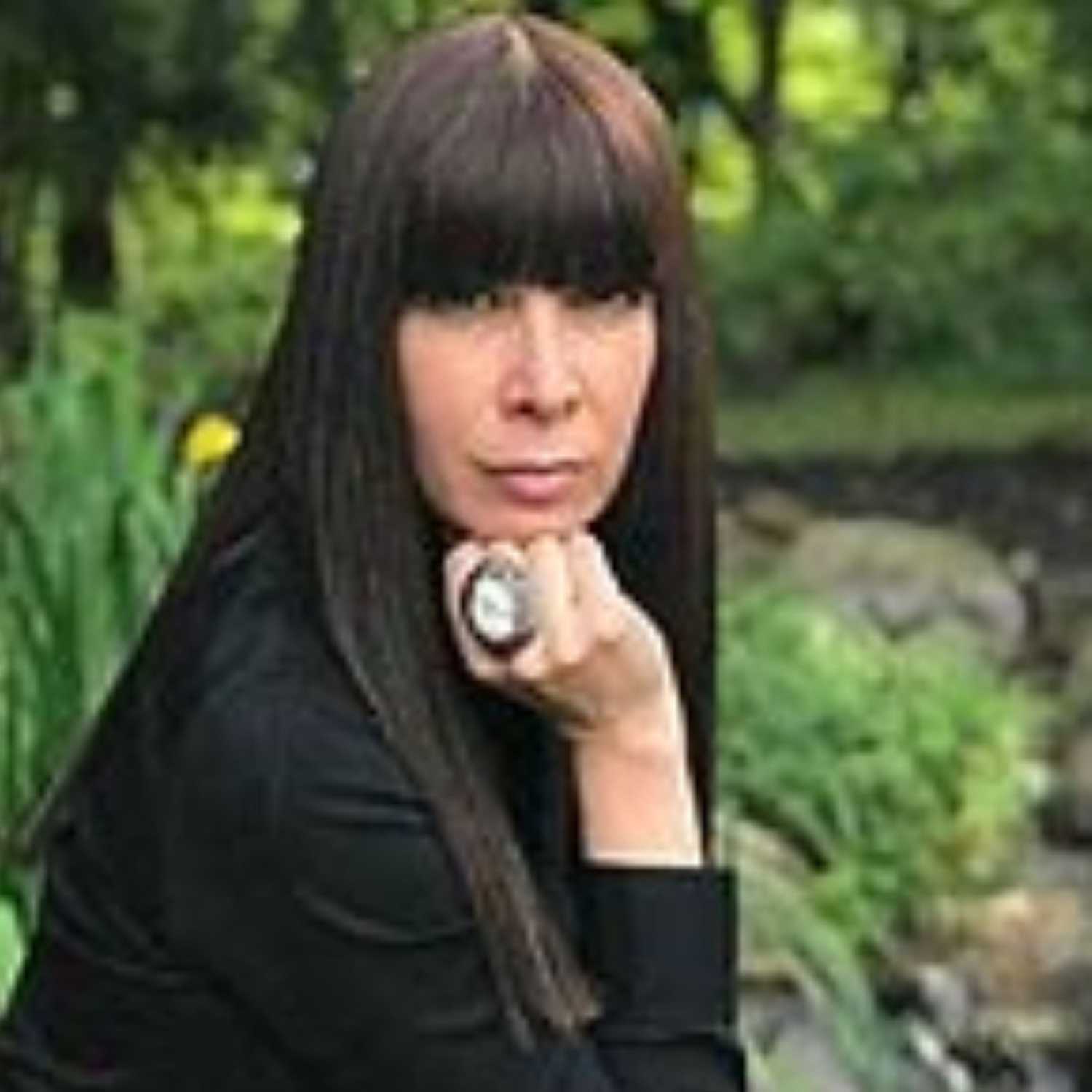 Take Risks, Follow Your Dreams and Live a Fulfilling Life with No Regrets with Naomi Mamiye