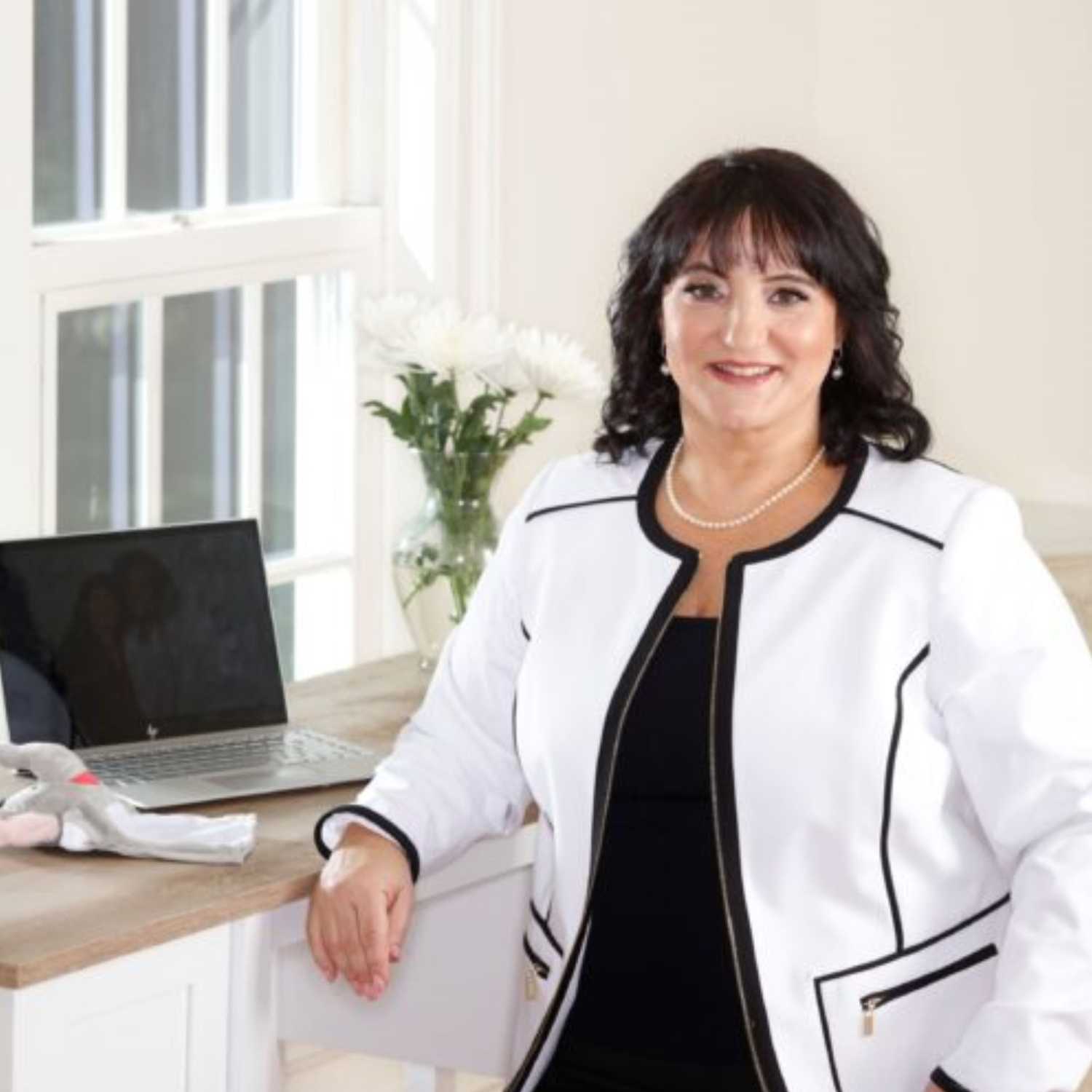 The Impact of The Workplace on Our Mental Health and Our Children's With Dr Roseann Capanna - Hodge