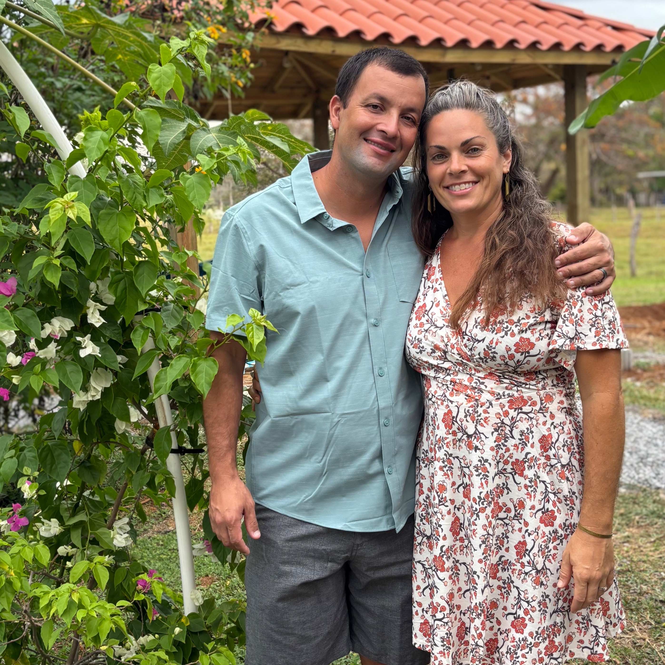 Our life in Panama after relocating almost 3 years ago. Aircrete dome living; our tropical Panama farm with cattle, fruit and veggies. episode artwork