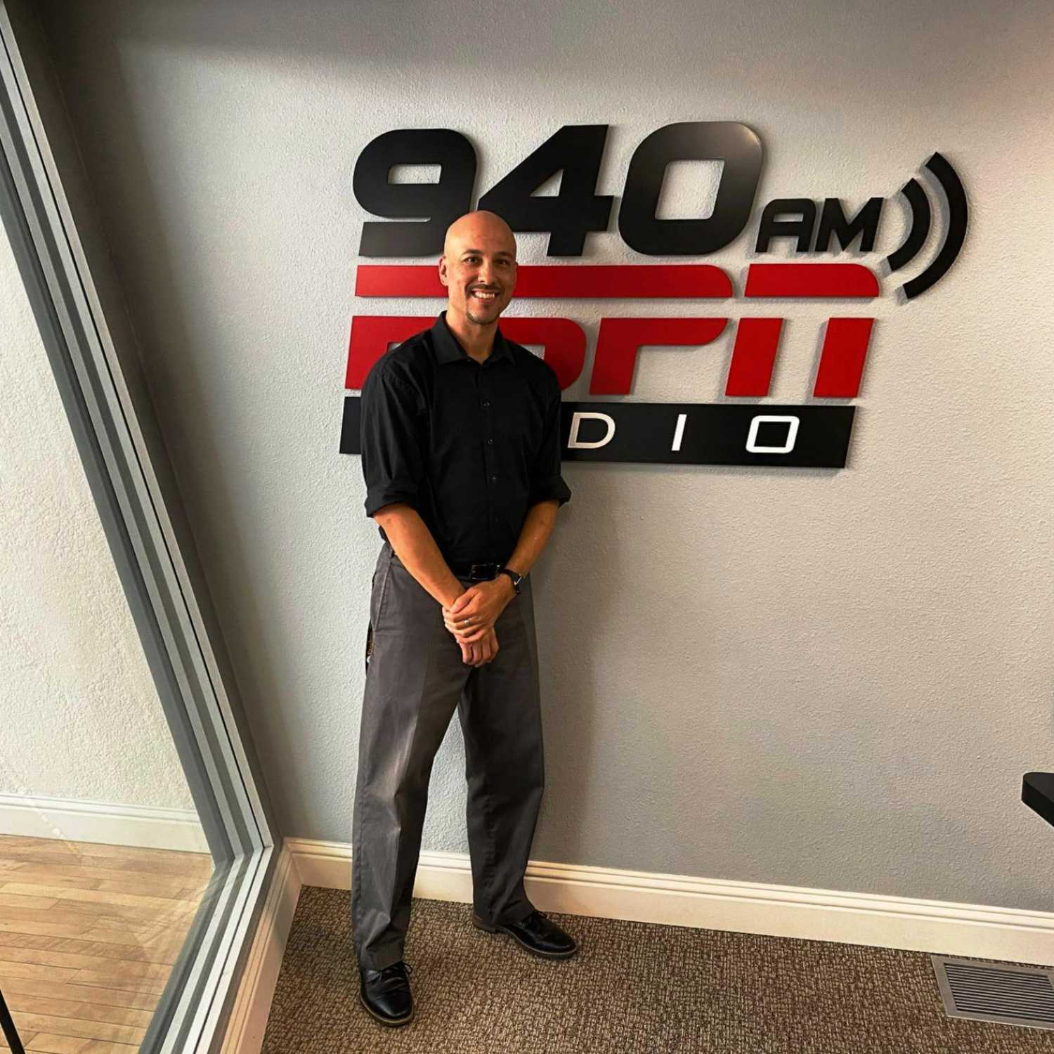 TheRudeDogShow with Rudy Reyes covering all sports in his unique style and opinions