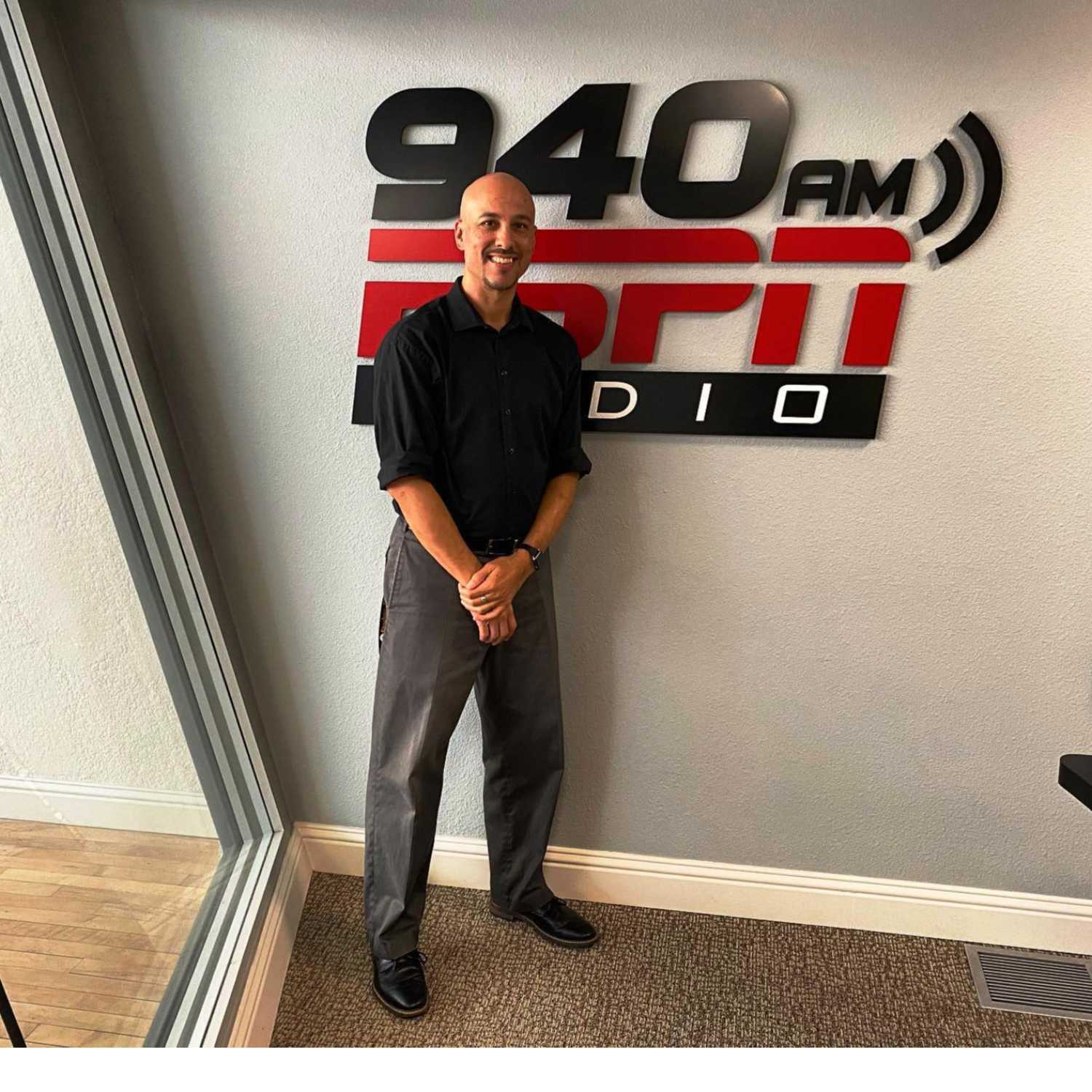 TheRudeDogShow with Rudy Reyes covering all sports in his unique style and opinions