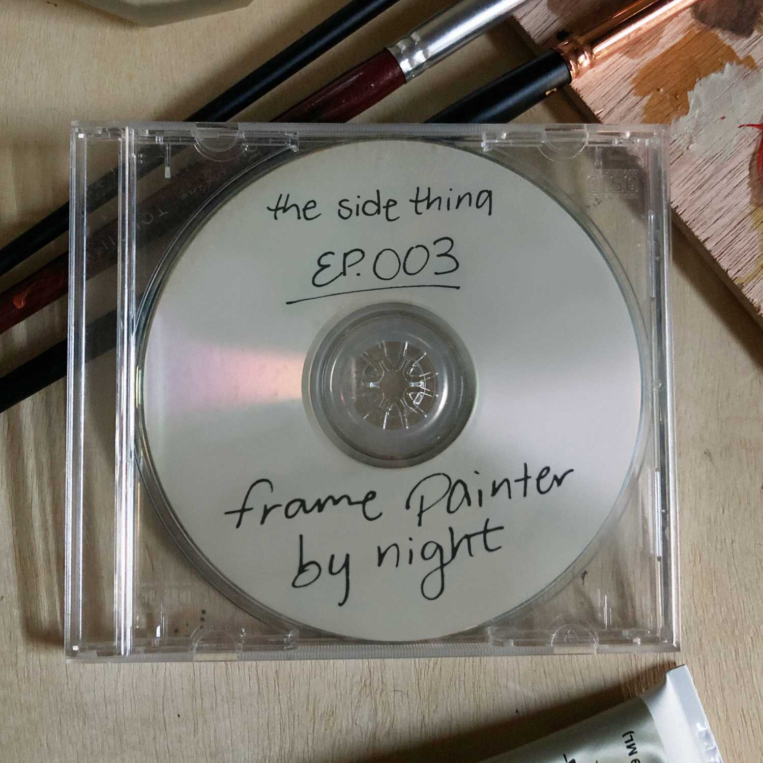 003 - frame painter by night