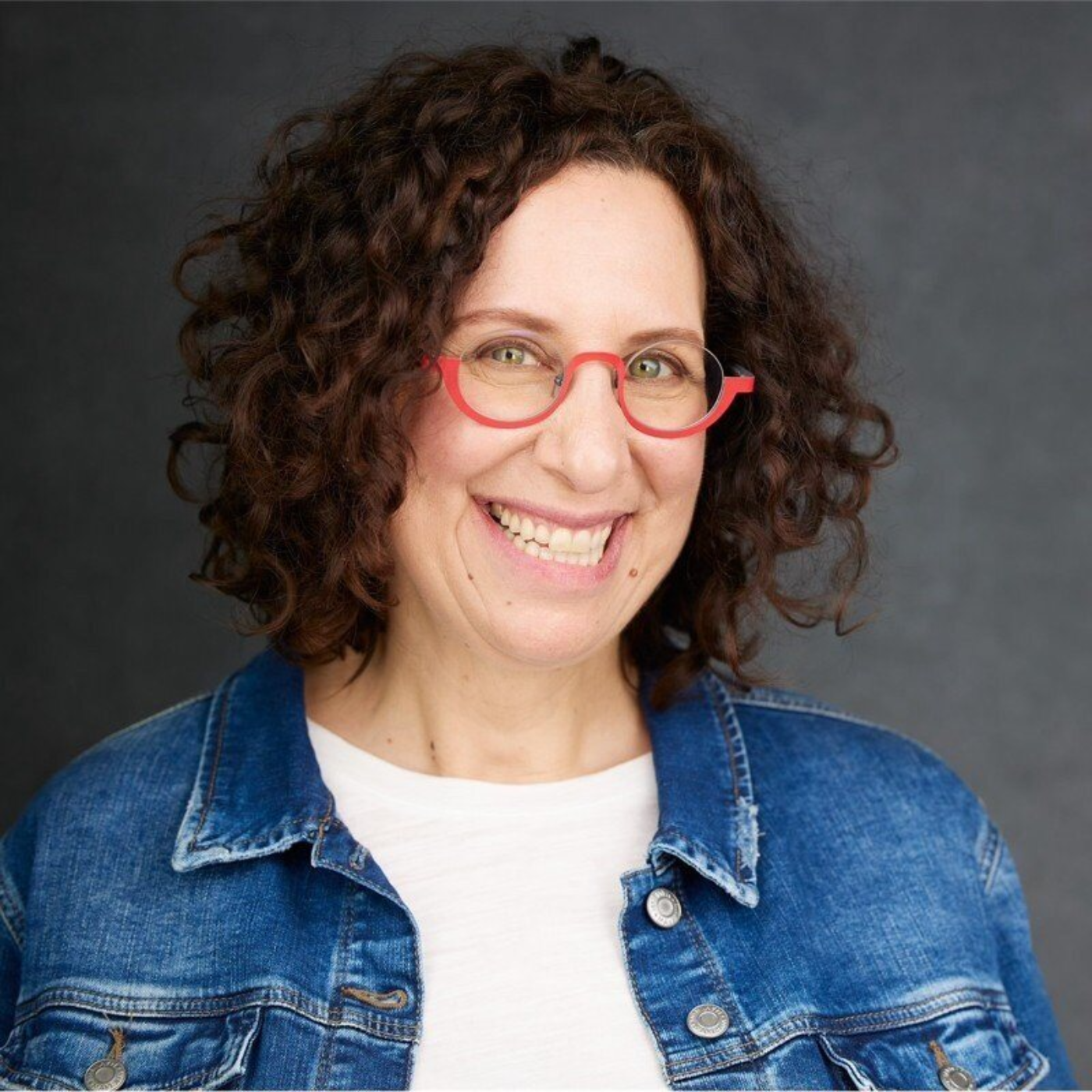 Alissa Randall, Professional Headshot and Brand Photographer at All About Headshots