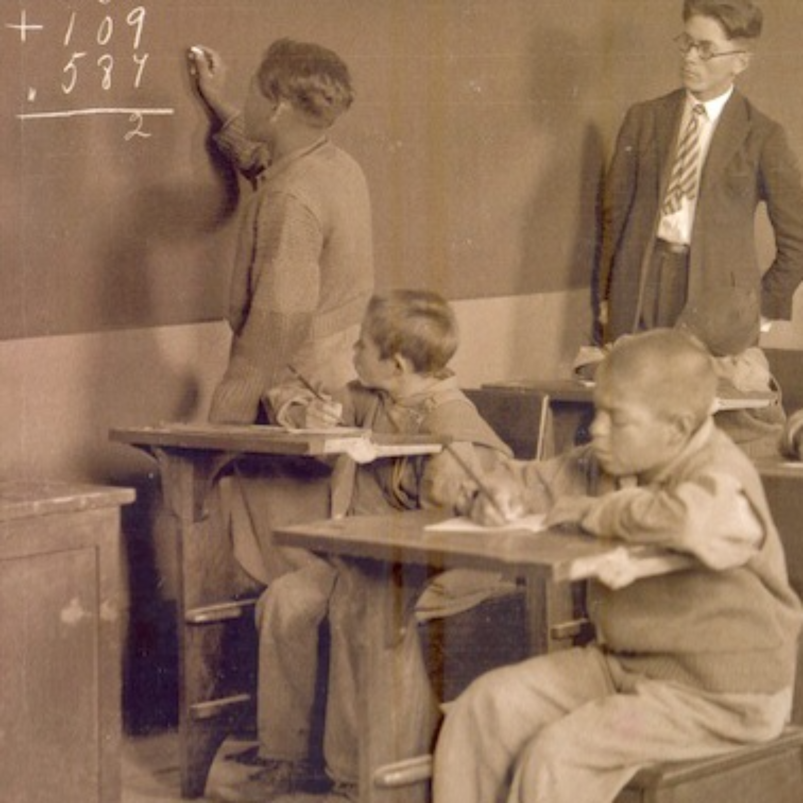 Educacion e Independencia episode artwork