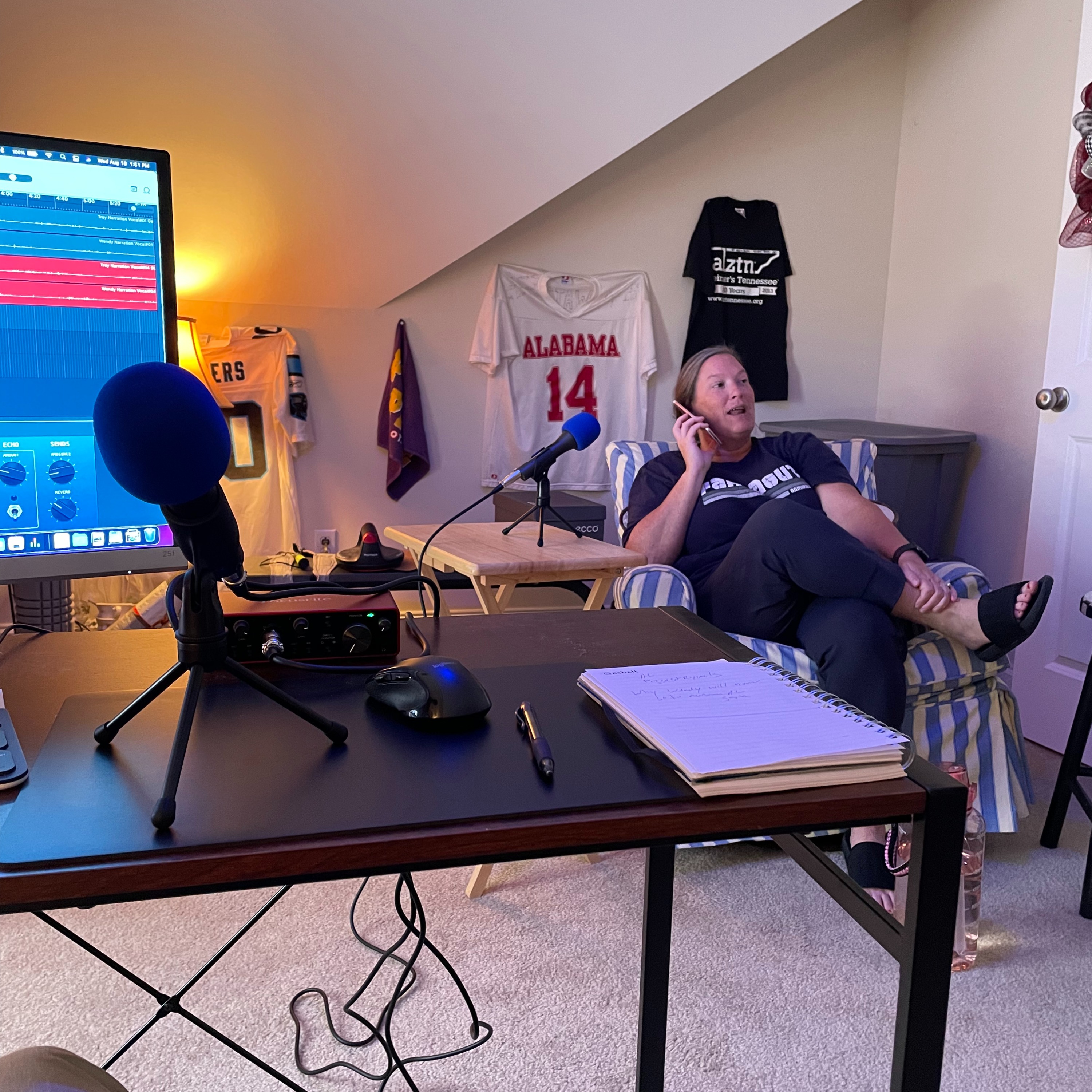 4th & Wendy Hosted By Trey Davis