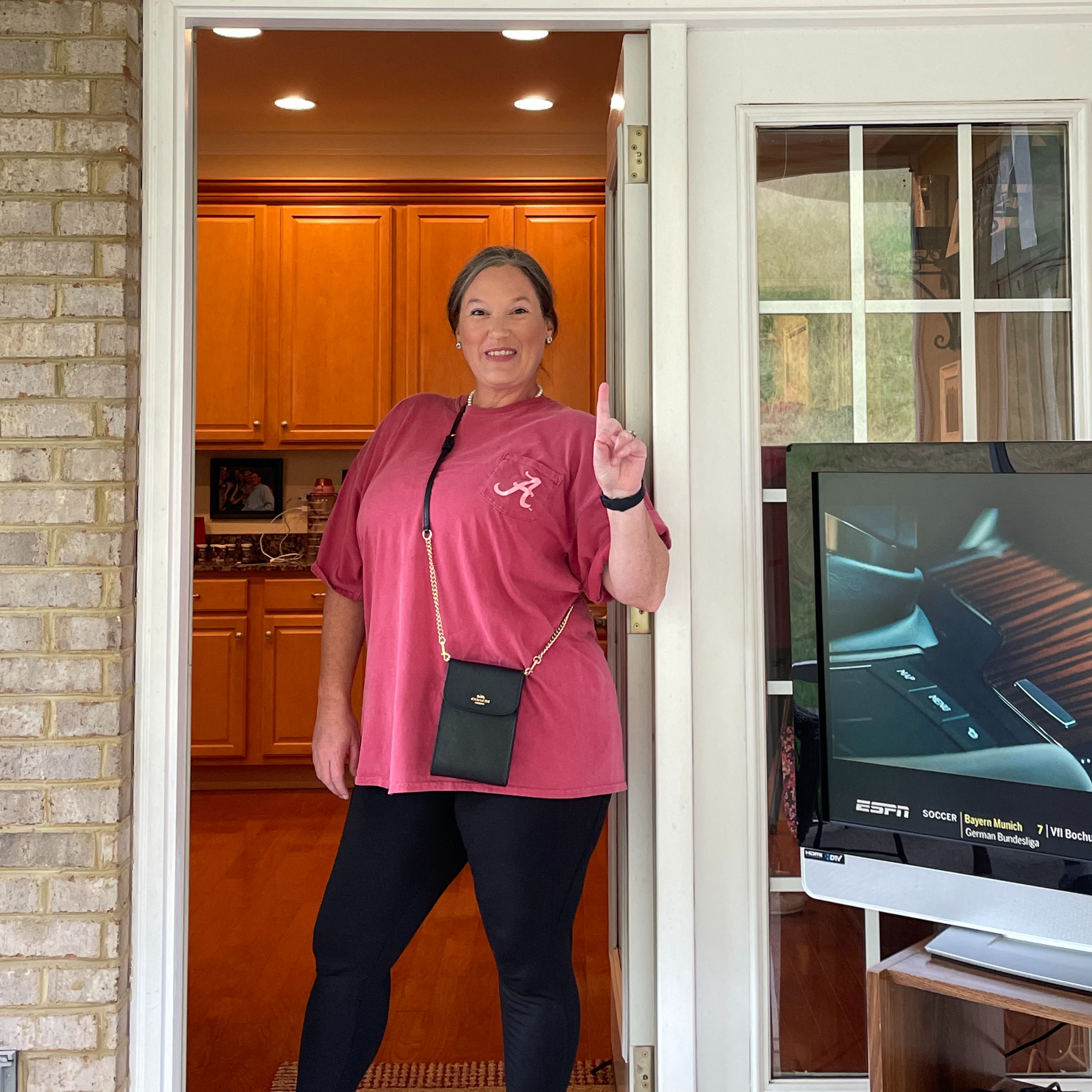 4th & Wendy Hosted By Trey Davis