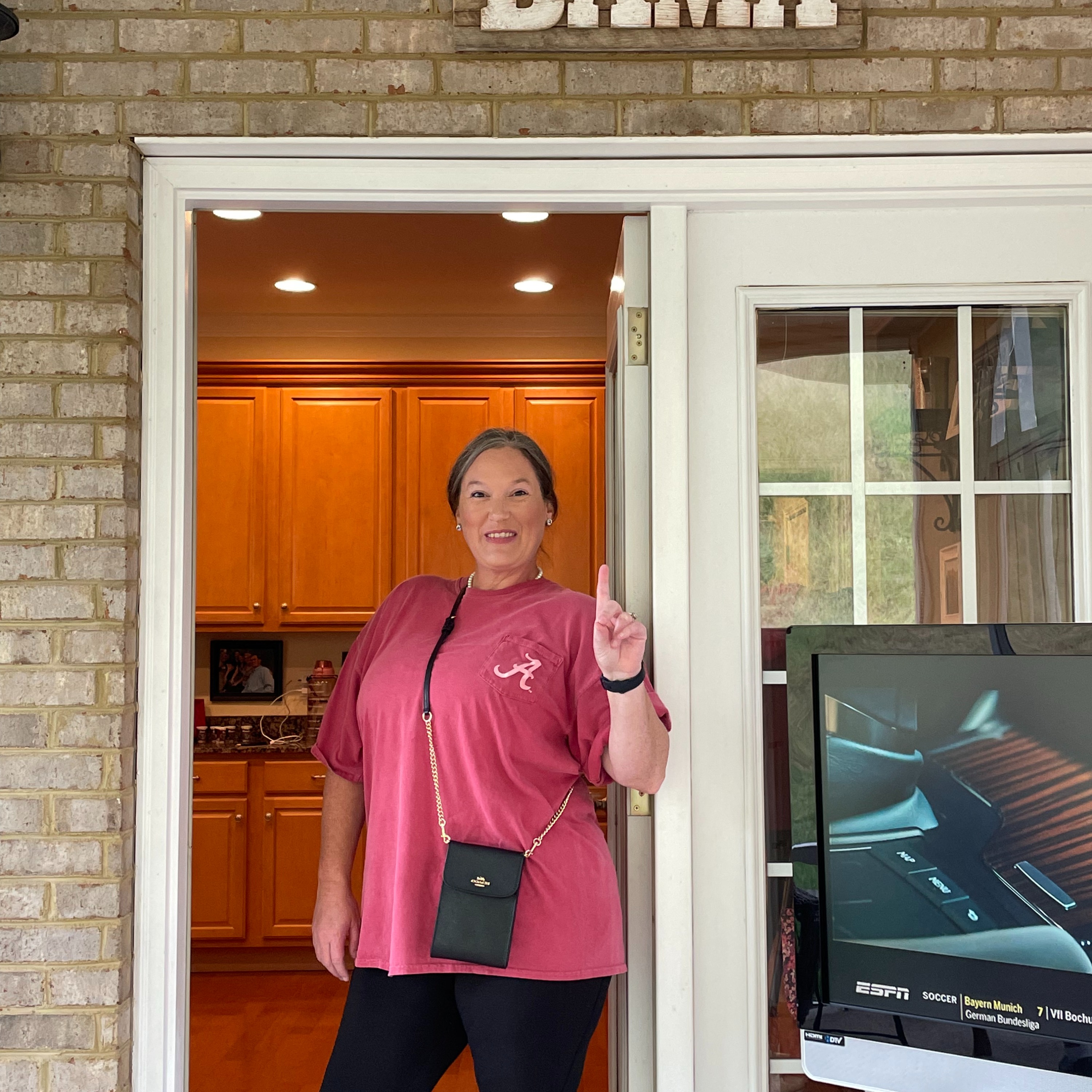 4th & Wendy Hosted By Trey Davis