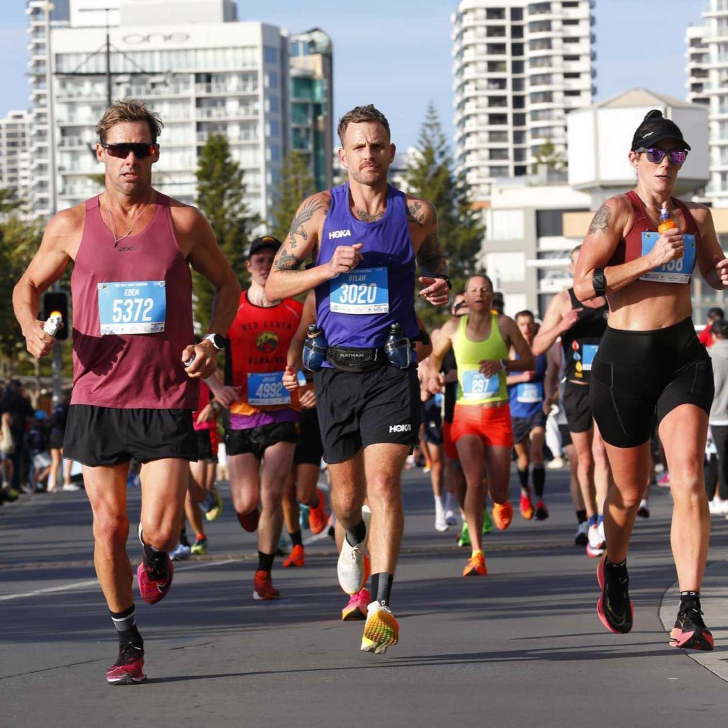 Running a sub 3-hour marathon in the Gold Coast - Andrew Messick's retirement - Steve's nerd belts - Carb manipulation - Why is Steve a lizard - Steve's previous encounter with Colin Chartier