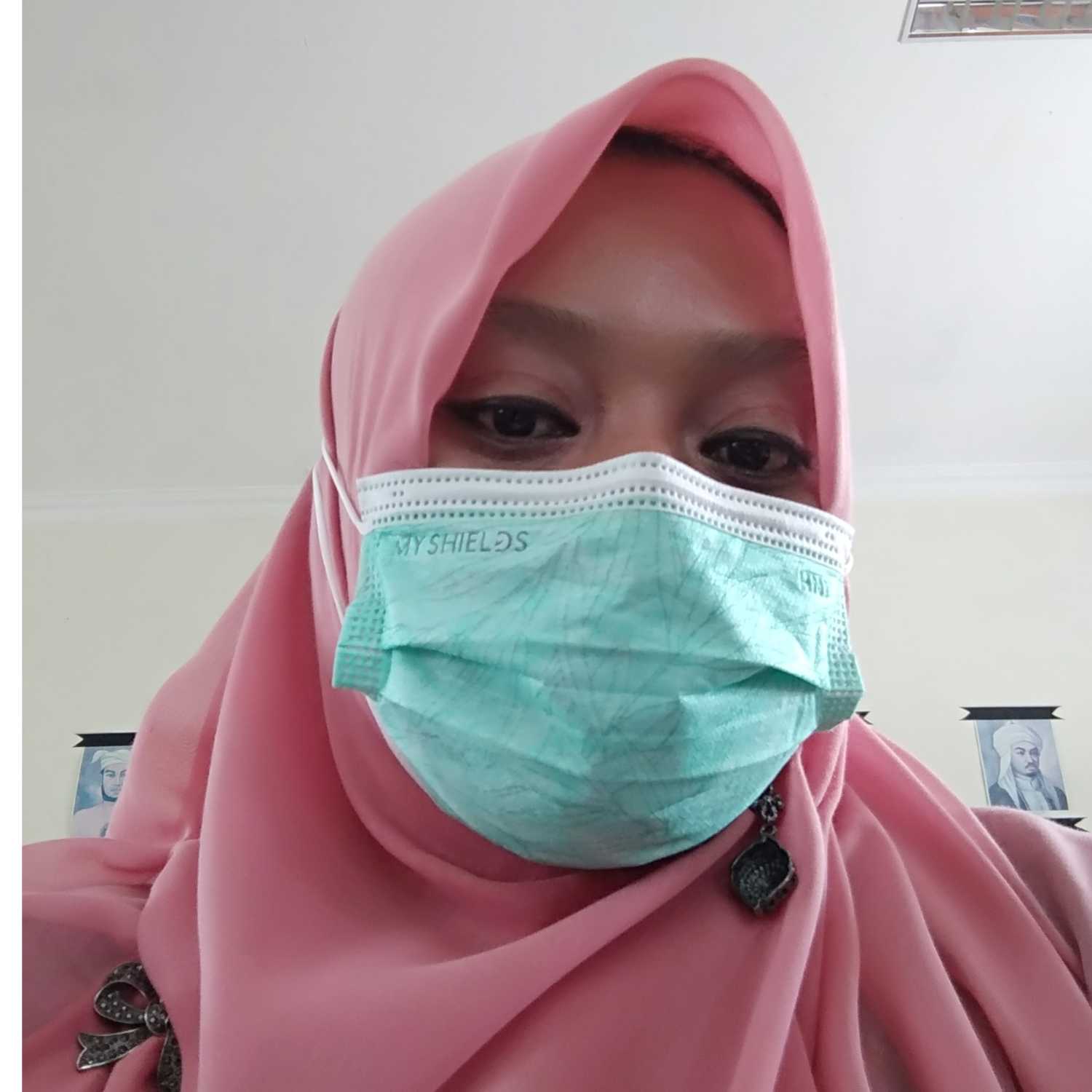 Menguraikan isi pendapat karya sastra