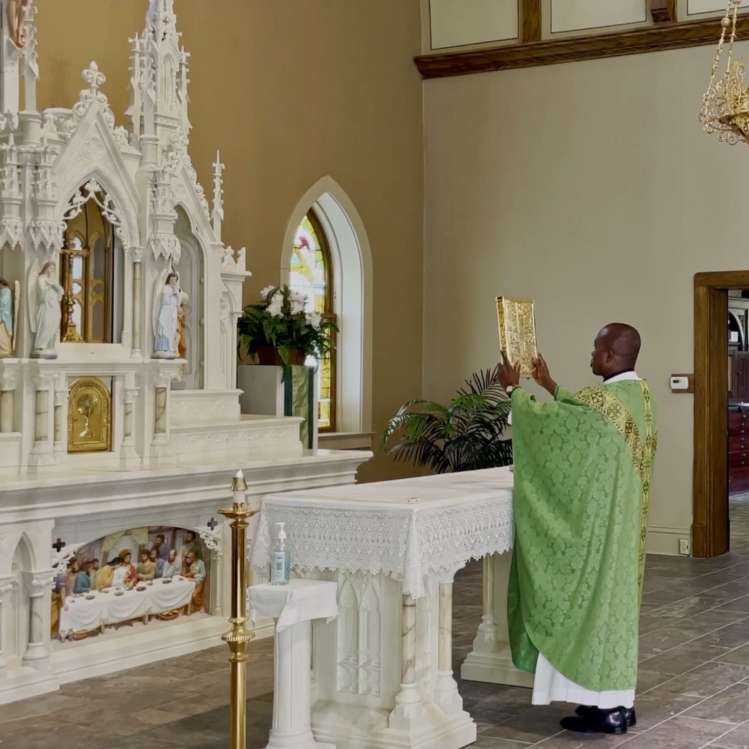 uccat - Holy Spirit -St Edward and St. Malachy on the radio.