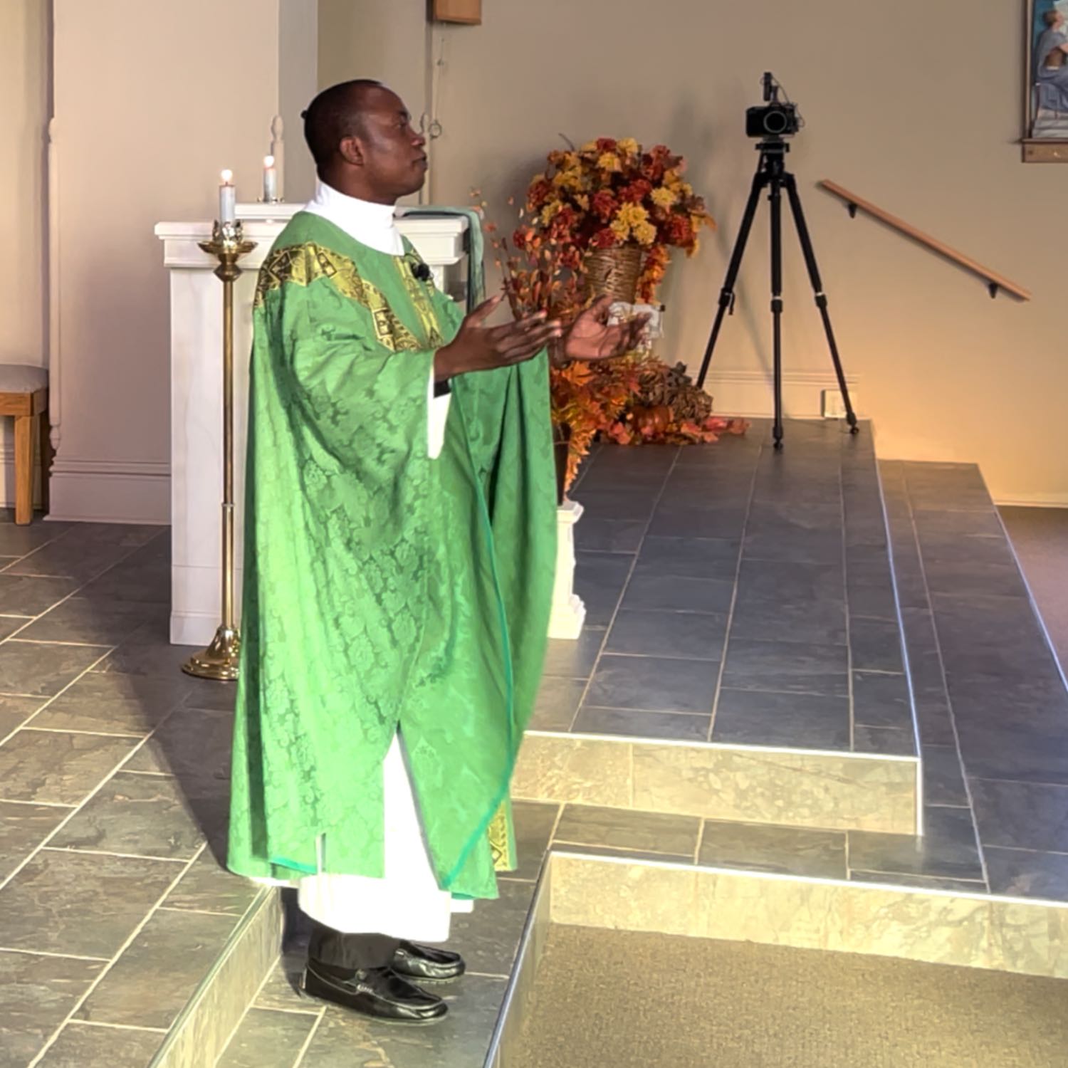 uccat - Holy Spirit -St Edward and St. Malachy on the radio.