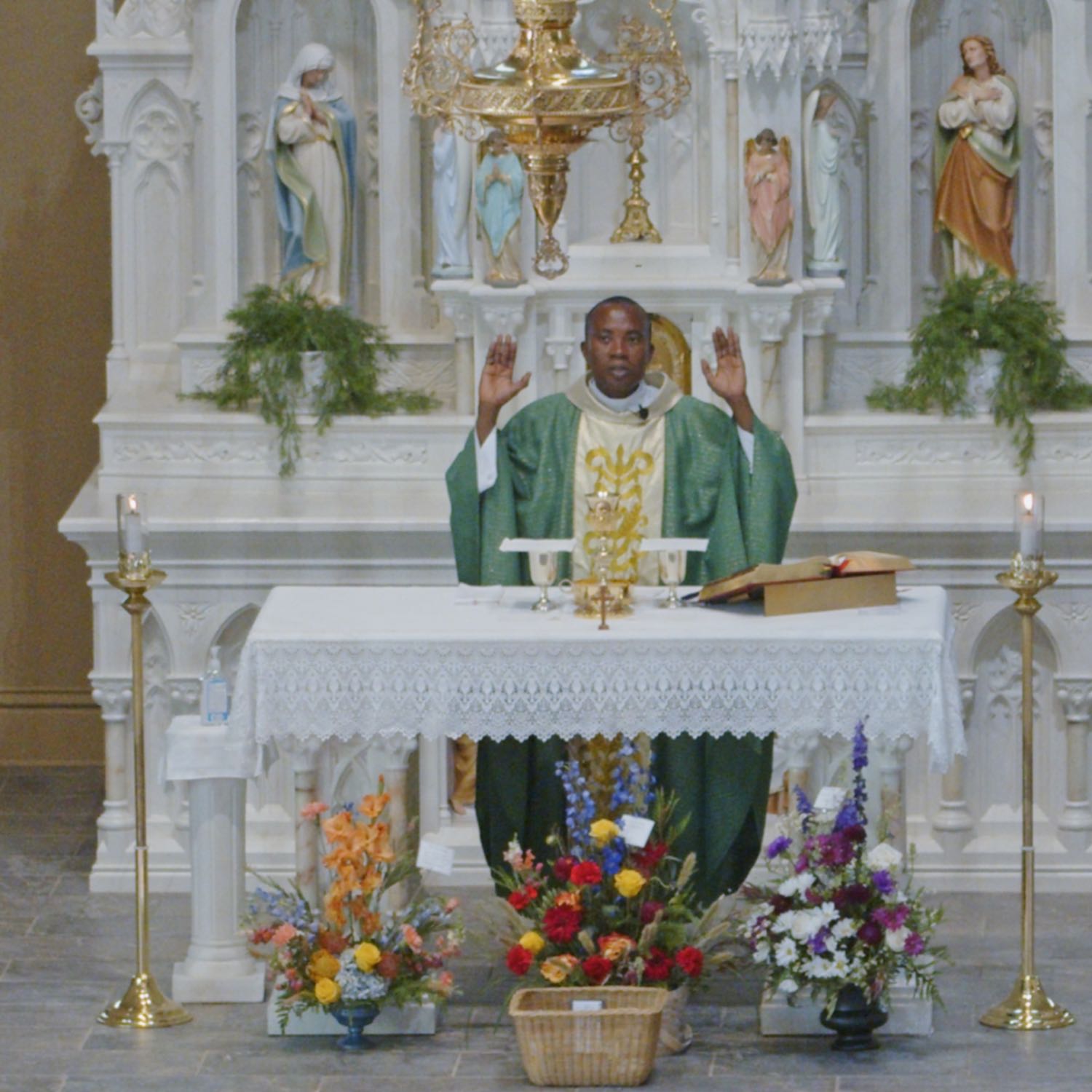 uccat - Holy Spirit -St Edward and St. Malachy on the radio.