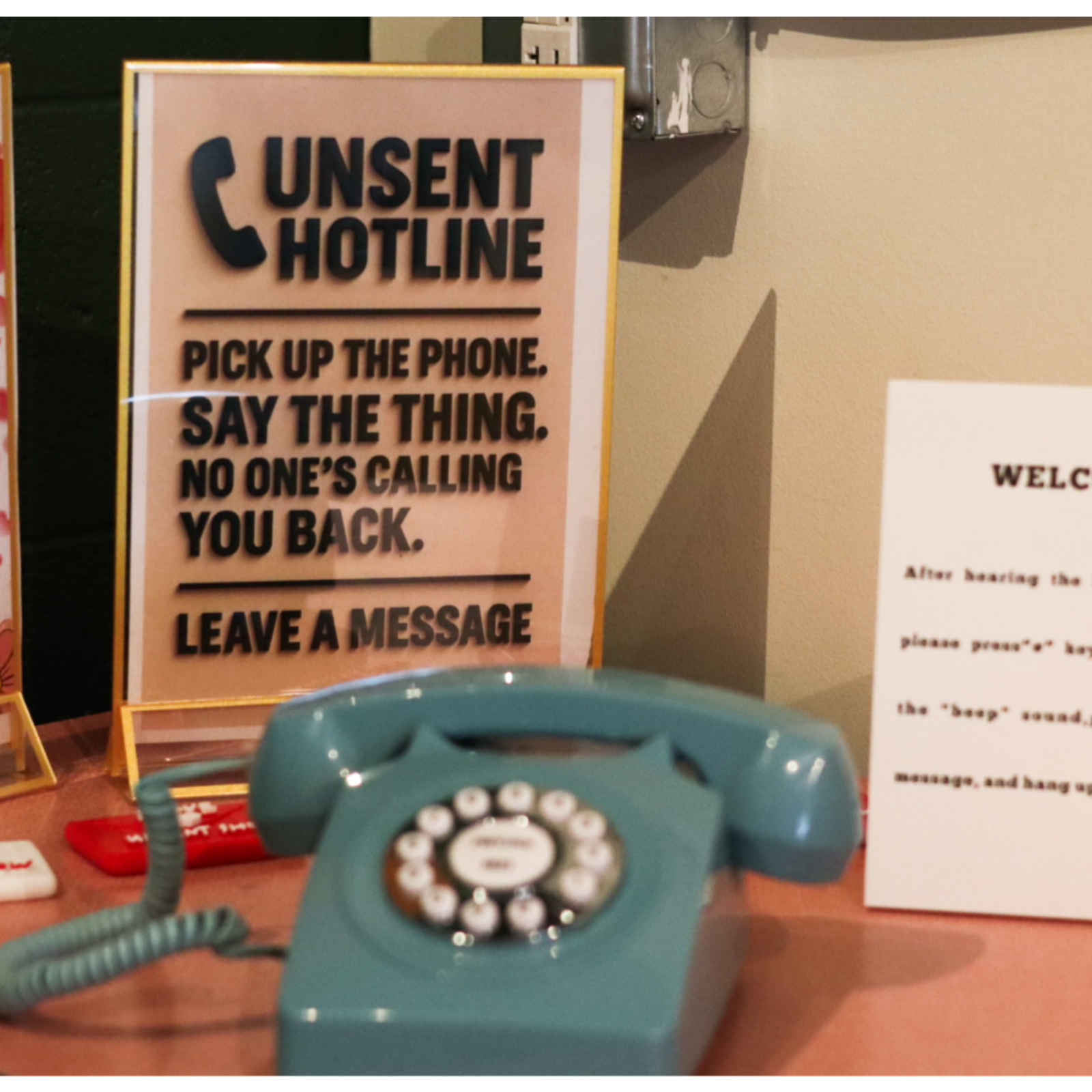 The Unsent Phone Booth - Anonymous Voicemails At The Sex Edition!
