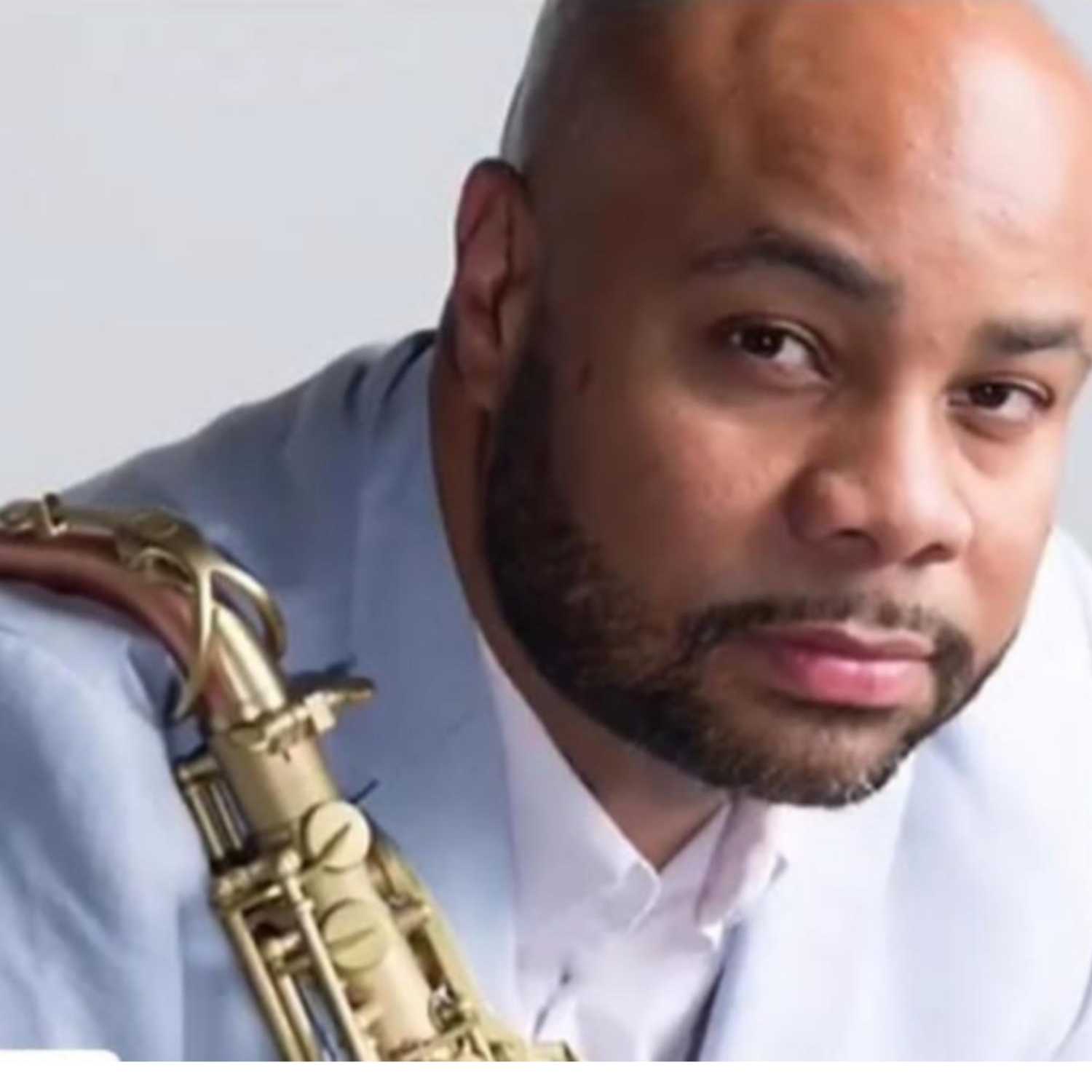 Unsung Musicians Behind The Headline Legends