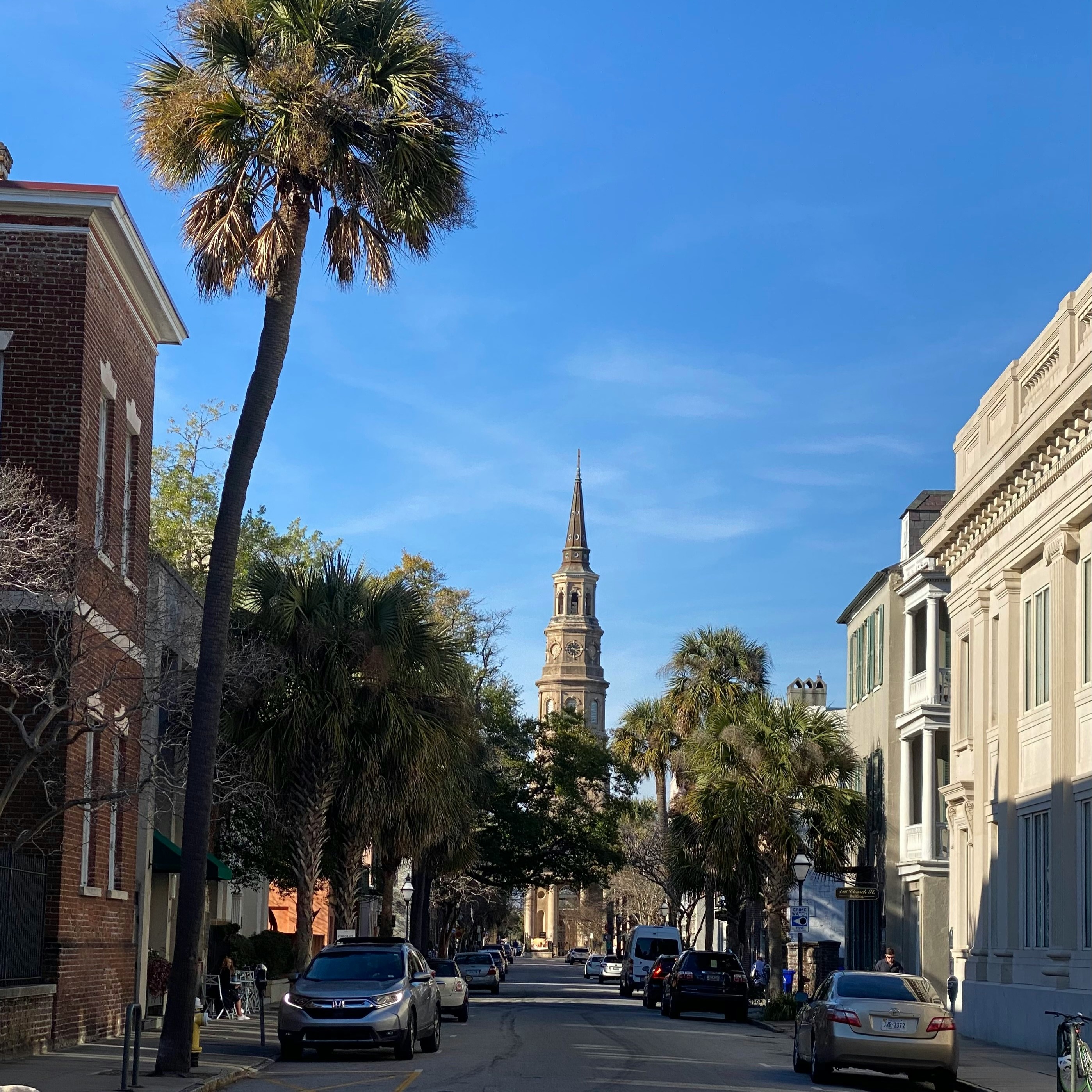 Charleston Walking Tour Guide. Discover the History Behind the Sights and the Best Food and Coffee Stops. episode artwork