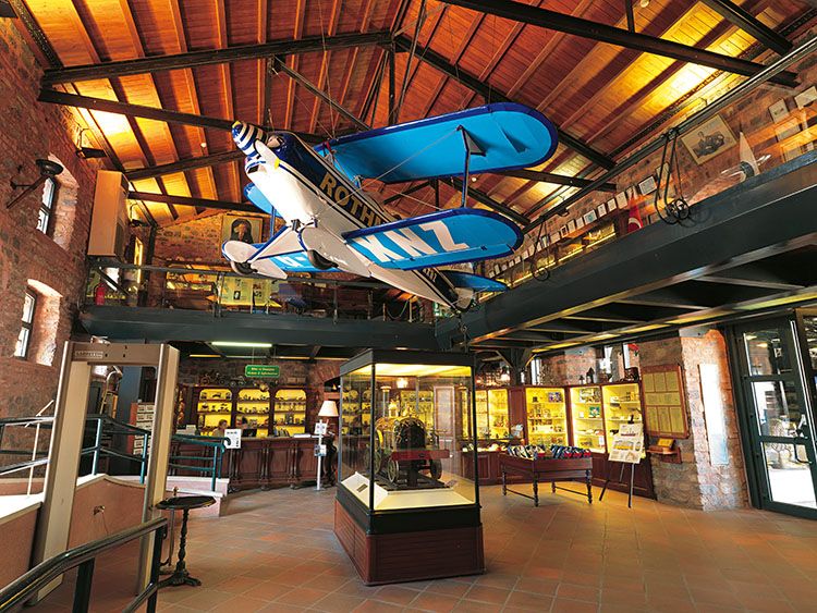 ISTANBUL - Museo de Rahmi M. Koç, interior - visita con audioguía a Estambul (español) episode artwork