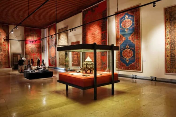 ISTANBUL - Museo d'arte Turca e Islamica, interno - visita con audioguida a Istanbul (italiano) episode artwork