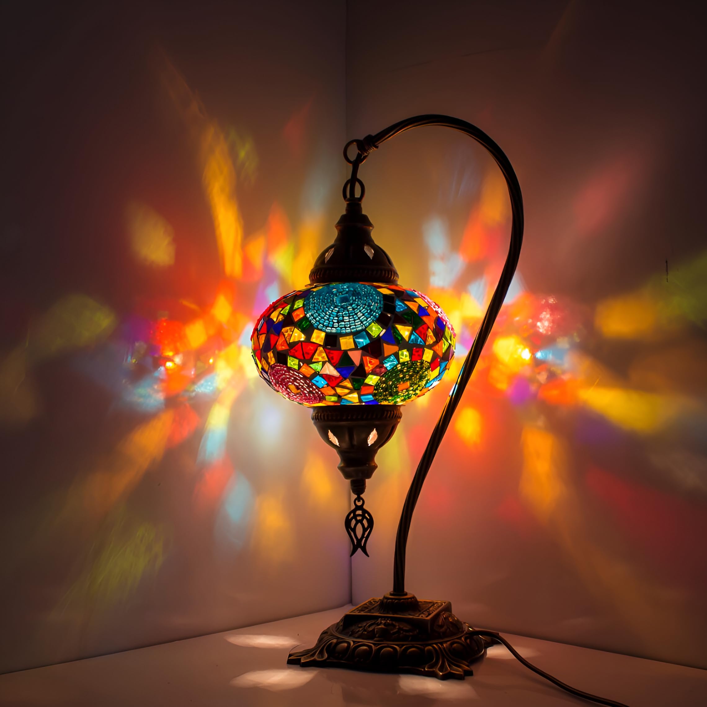 ISTANBUL - L’artigianato ottomano, vetro, luce e decorazione a Istanbul - visita con audioguida a Istanbul (italiano) episode artwork
