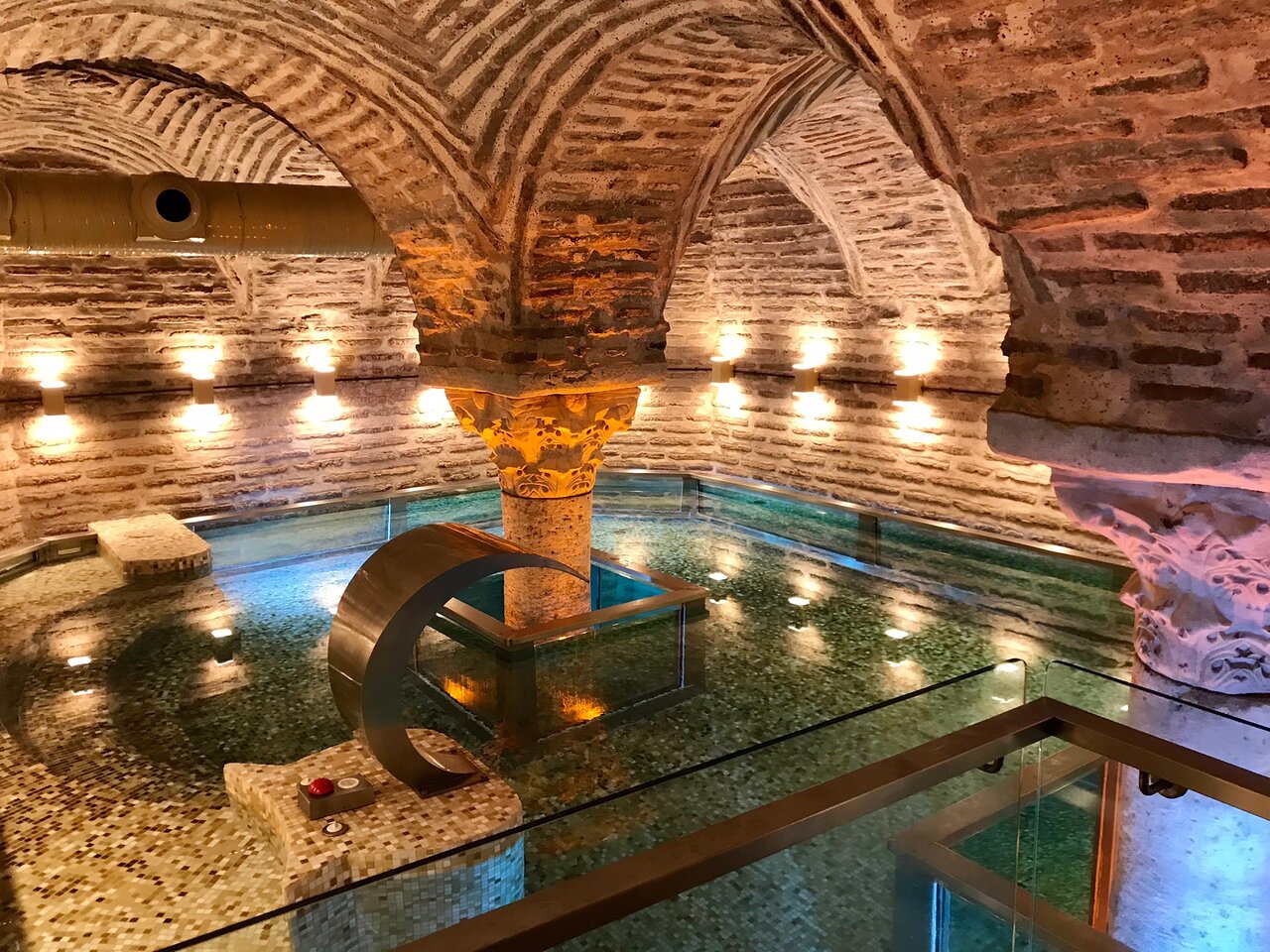 ISTANBUL - L’hammam, il bagno turco nella cultura ottomana - visita con audioguida a Istanbul (italiano) episode artwork