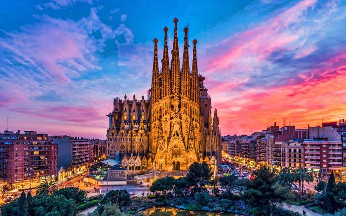 BARCELONE - Basilique de la Sagrada Família - visite avec audioguide à Barcelone (français) episode artwork