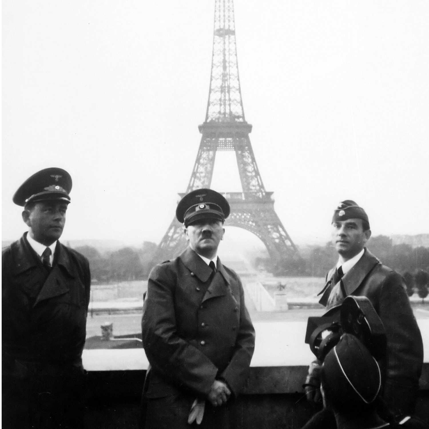 S2EP7 The Nazi War Machine: Nazis in Paris episode artwork