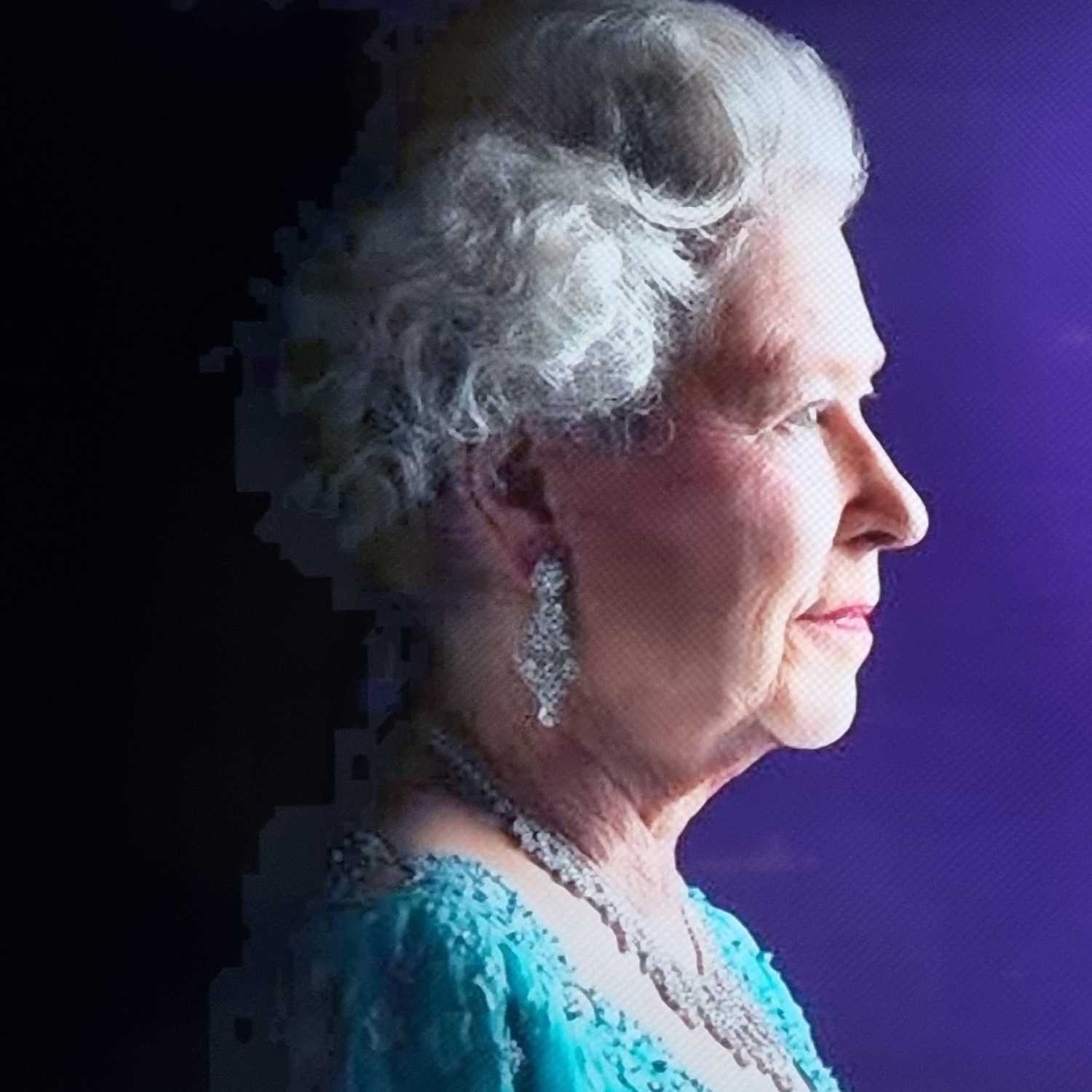 What A Week That Was an alternative look at USA & world news with British Humour & satire.