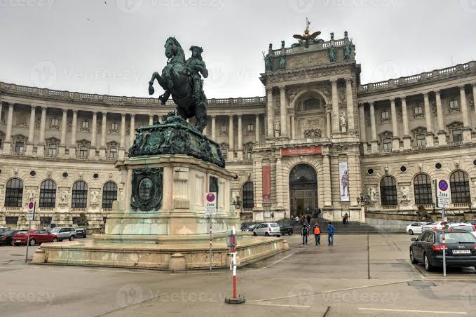WIEN - Österreichische Nationalbibliothek - Besuch mit Audioguide in Wien (Deutsch) episode artwork