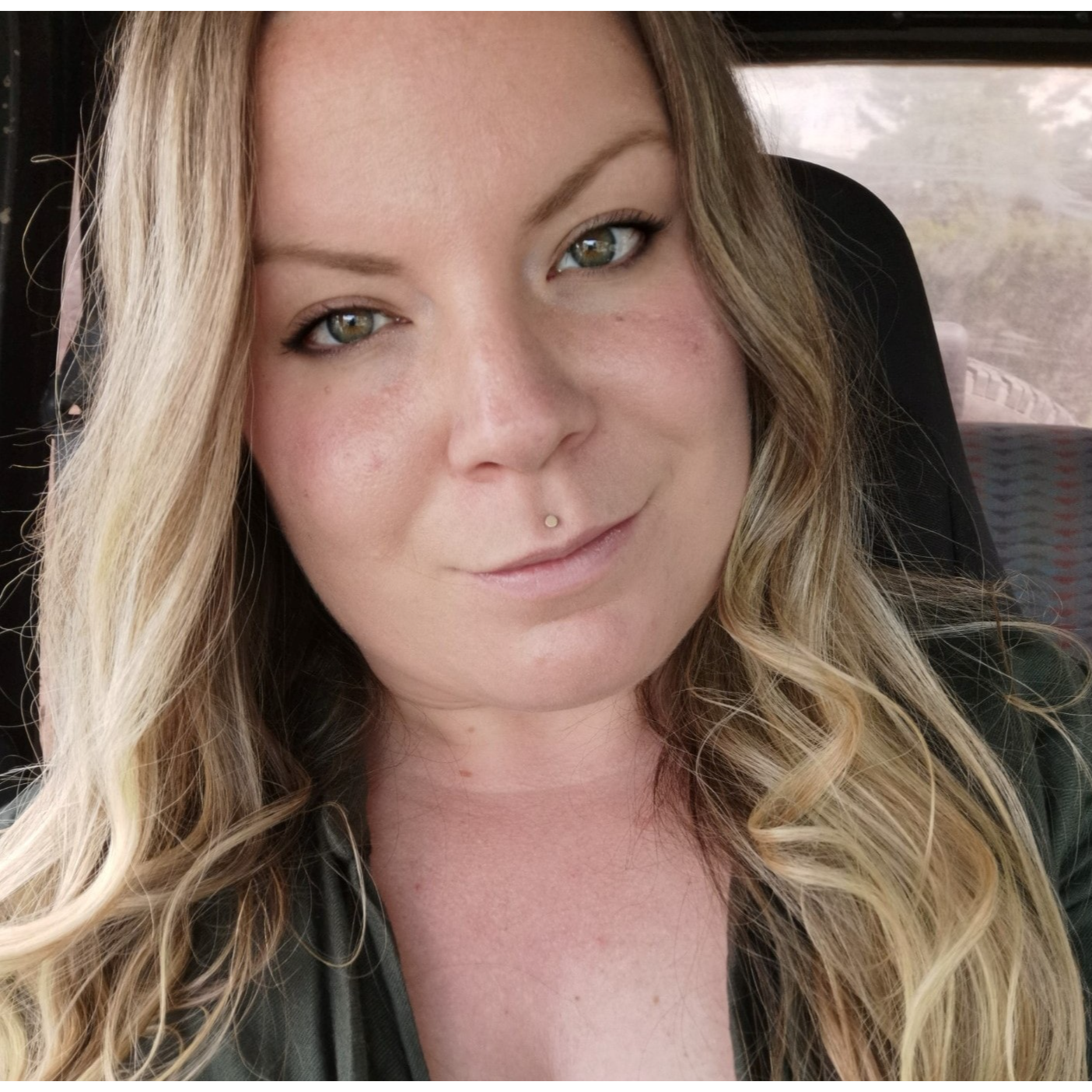 Vanished on her way to work  -  What happened to Shannon White?